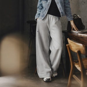 <span class=keywords><strong>Pantaloni</strong></span> da tuta da <span class=keywords><strong>donna</strong></span> Maden, casual, <span class=keywords><strong>felpati</strong></span>, spessi e caldi, con elastico in vita, vestibilità comoda, jogger, tendenza invernale - Product Image 1