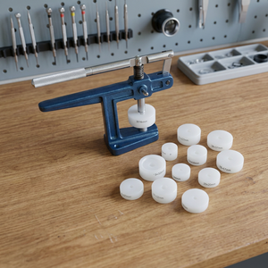 Máquina profesional para prensar cristales de reloj con 12 troqueles de nailon para cristales planos de mineral y cuarzo, herramienta de reparación de relojes | GS2011 - Product Image 3