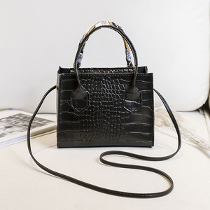 ALL4 Nuova <span class=keywords><strong>Borsa</strong></span> Trendy e alla Moda con Motivo Coccodrillo, Piccola <span class=keywords><strong>Borsa</strong></span> a <span class=keywords><strong>Tracolla</strong></span> per Donne - Product Image 5