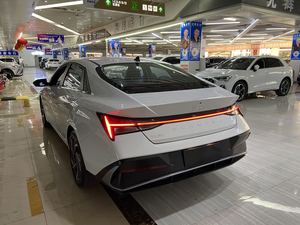Hyundai Elantra 2023 1.5L CVT <span class=keywords><strong>LUX</strong></span> Edizione Premium, Vernice Originale di Fabbrica 100% su Tutta la Carrozzeria, Auto Usata di Seconda Mano - Product Image 6
