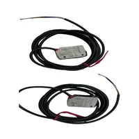 Sensor Laser CMOS dengan Amplifier Terintegrasi LR-ZB250AP APN Output Jangkauan Penginderaan 60-250mm Laser Merah IP68 IP69K Kabel 2m Latar Belakang