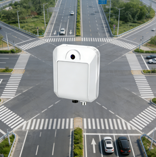 RVDS-001 Intersection Vehicle Detection Radar-Video Sensor IP67 8MP Camera 256 Target Real-time Tracking