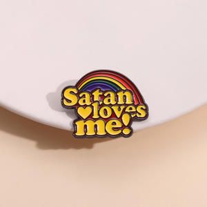 El nuevo Pin de solapa Hot <span class=keywords><strong>Satan</strong></span> Loves Me, accesorios con palabras personalizadas, alfileres artesanales de <span class=keywords><strong>Metal</strong></span> de dibujos animados, insignia, letra, Pin de esmalte suave, Arco Iris - Product Image 4