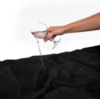 Couverture imperméable Sacred Weapon VIP Deluxe Queen King, protège-matelas en polaire sherpa, jeté noir 80 x 80 pouces - Cuddle Puddle Bed