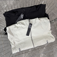 Veste coupe-vent unie à capuche pour homme, respirante, idéale pour le trekking