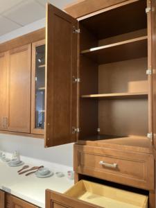 Carcasa de MDF de alta calidad, armario de cocina RTA de cierre suave, incluye fregadero, estilo moderno para exteriores con toque clásico para apartamento - Product Image 3