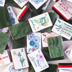 Tuiles <span class=keywords><strong>de</strong></span> Mahjong à motif marbré <span class=keywords><strong>de</strong></span> qualité supérieure, grande taille, ensemble <span class=keywords><strong>de</strong></span> Mahjong poli à la main pour le divertissement à domicile et la salle <span class=keywords><strong>de</strong></span> <span class=keywords><strong>jeux</strong></span> - Product Image 1