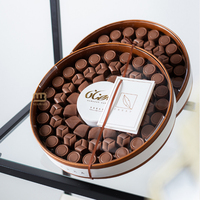 Boîte à bonbons en papier personnalisée vide pour chocolats, boîtes cadeaux pour chocolats aux fraises, boîtes à truffes avec couvercle transparent