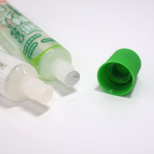 工場直送 環境に優しい5層PEプラスチック食品包装チューブ 絞り出し式 30-50g容量 カスタムカラー わさびペースト用スクリュー - Product Image 5