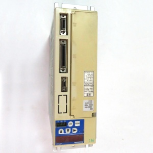 Pièces SMT, servomoteur AC, machine SMT MSD083A1V04 - Product Image 1