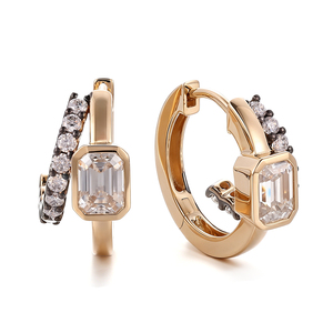 Ensemble de boucles d'oreilles créoles personnalisées en or jaune 18 carats, serties de diamants de laboratoire, bijoux pour femmes, pour mariage et fêtes. - Product Image 2
