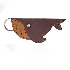 Personalized <b>leather</b> <b>keychain</b>, retro trendy whale pendant, bag and car <b>keychain</b>, logo printing available. - Product Image 1