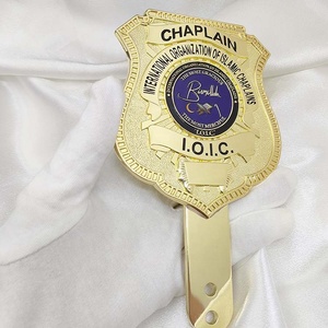 מחזיק מתכת גדול לחלון רכב עם תושבת לתג גדול לרכב - Product Image 2