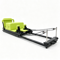 Lit de Pilates Rétractable en Alliage d'Aluminium avec Roues Mobiles pour Entraînement de Core, Yoga et Gymnastique à Domicile