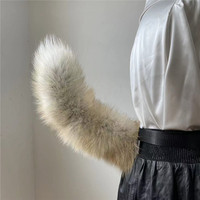 Vente en gros de renard queue de fourrure véritable et douce queue d'animal cosplay accessoire de déguisement de fête de Noël renard moelleux
