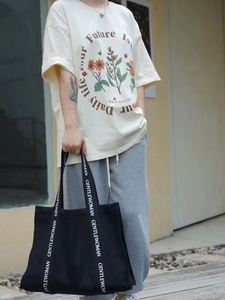 Sac en toile de coton personnalisé avec logo, poignée et fermeture éclair, idéal pour la plage et le shopping, vente en gros éco-responsable - Product Image 3