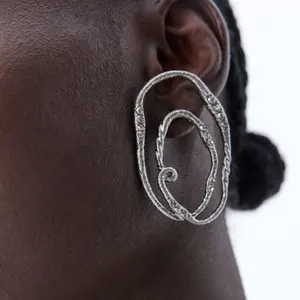 새로운 디자인 ZA 메탈 멀티 레이어 라인 석 라운드 드롭 귀걸이 여성용 골드 도금 크리스탈 서클 매달려 귀걸이 보석