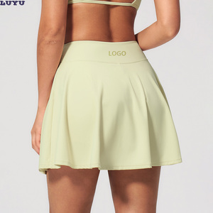 Jupe de tennis 2-en-1 plissée légère et ultra-douce à taille haute avec short intégré, idéale pour le gym, le pickleball et le padel - Product Image 2