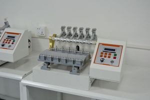 Stoff-Reibungs-Farbbeständigkeits-<span class=keywords><strong>Tester</strong></span> Trocken-Nass-Farbrubbel-Testgerät Textil-Abriebfestigkeits-Ausrüstung - Product Image 3