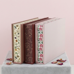 White Gift Bags: 5 Thoughtful Presents That Look Polished in Plain White