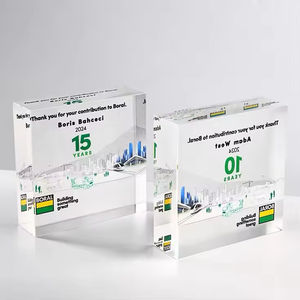 Trofeo de Cristal Grabado Personalizado en Forma Cuadrada, Trofeo de Cristal K9 Resistente a Caídas para Competiciones - Product Image 1