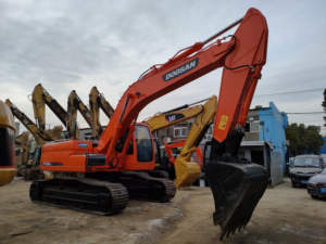 Excavadora de Orugas <span class=keywords><strong>Doosan</strong></span> Dx225lc de 22t, Año 2023, en Stock Reciente en Shanghái - Product Image 3