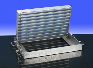 Grille soudée en acier galvanisé renforcé à dents et à barres rondes pour la construction navale - Product Image 5