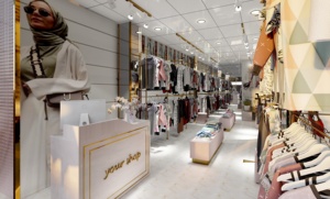 Tùy chỉnh quần áo hiện đại cửa hàng trưng bày nội thất thiết kế bằng gỗ quần áo hiển thị kệ cho cửa hàng quần áo - Product Image 3