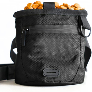Mini pochette pour friandises pour chien avec fermeture magnétique, petite <span class=keywords><strong>ceinture</strong></span> <span class=keywords><strong>de</strong></span> taille, <span class=keywords><strong>sac</strong></span> d'aide au dressage et au comportement pour les promenades avec distributeur <span class=keywords><strong>de</strong></span> sacs à déjections canines - Product Image 3