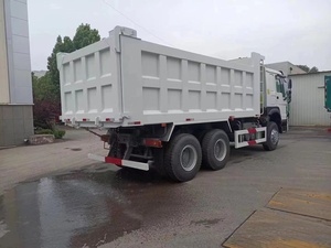 Camión Volquete HOWO 6X4 400HP Usado en Stock, Camión Volquete Pesado de Segunda Mano Sinotruk - Product Image 2