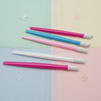 Outil à ongles réutilisable et durable en plastique, repousse-cuticules double usage, nettoyeur de manucure à embossage