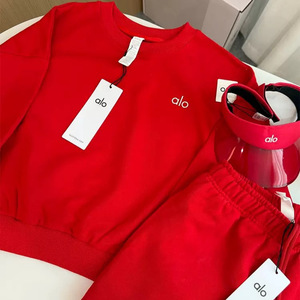 Set Casual Classico da Donna Primavera 26, Felpa a Maniche Lunghe con Collo Tondo e Lettere Tridimensionali in Cotone Organico e Spandex, con Pantaloncini - Product Image 3