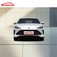 Nouvelle voiture 2025 Roewe I5 1.5L CVT essence berline avec traction avant conduite à gauche design élégant régulateur de vitesse adaptatif