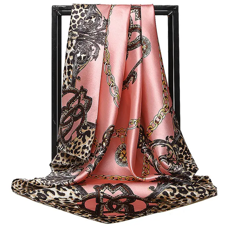 Chain Leopard Printed Silk Scarf for Women Luxury Brand Design 90*90cm Square Scarf Bandana Shawl Malaysia Head Hijab Scarfs