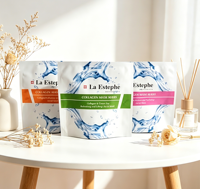 Sachet personnalisé imprimé pour masques faciaux, pochette à trois soudures avec encoche de déchirement facile pour solutions d'emballage de marques de soins de la peau