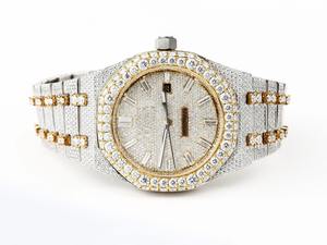 นาฬิกาข้อมือสแตนเลสสตีลประดับเพชร VVS ดีไซน์หรูหรา เป็นมิตรต่อสิ่งแวดล้อม สำหรับผู้หญิง เหมาะสำหรับแฟชั่นและการสวมใส่ลำลอง ราคาดีที่สุดในตลาด - Product Image 4