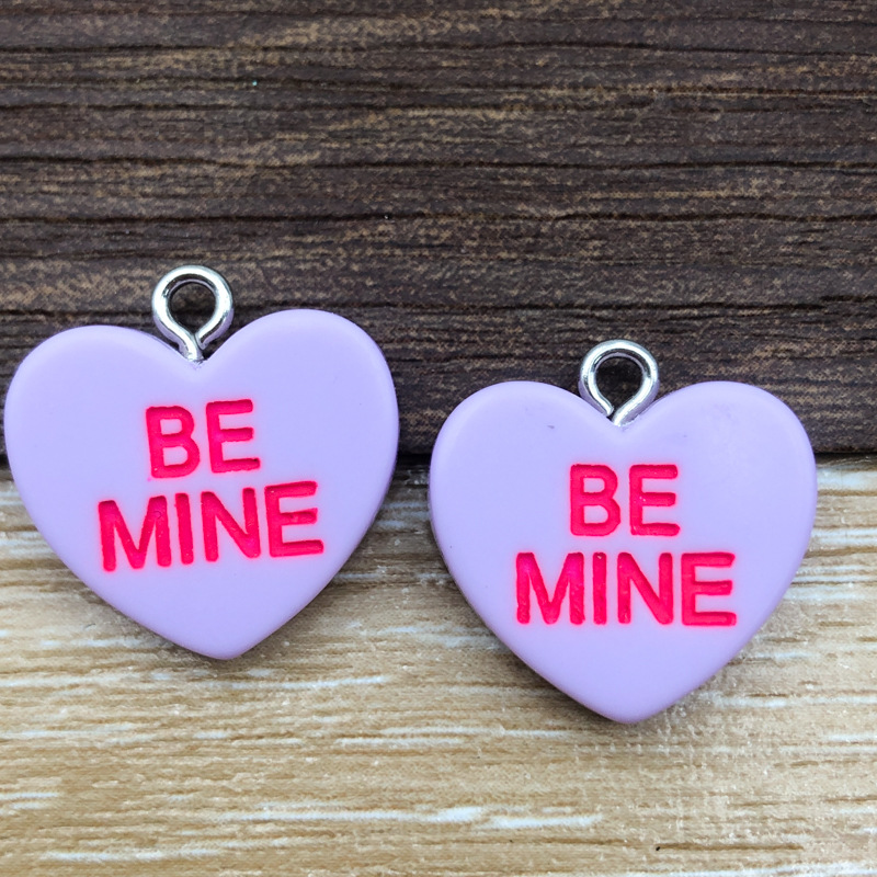 Un pequeño corazón de letra morada, 19*19 mm, 1,2 g, 16423 g.