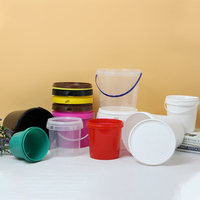 Seau à bonbons, pop-corn et biscuits en plastique transparent rond, personnalisé et imprimé, avec couvercle et poignée, fabriqué par le fabricant à prix abordable