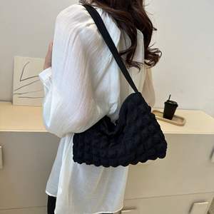 2025 Summer New Women's Canvas Cloud <b>Bag</b> Niche Fashion Fold-<b>Shoulder</b> Leisure Underarm <b>Bag</b> <b>Large</b> Capacity <b>Zip</b> Two Cotton Lining - Product Image 4