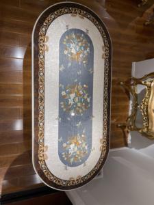 Mobili per Sala da Pranzo in Stile Villa di Lusso, <span class=keywords><strong>Tavolo</strong></span> in Legno Massello Intagliato a Mano con <span class=keywords><strong>Foglia</strong></span> d'<span class=keywords><strong>Oro</strong></span> - Product Image 5