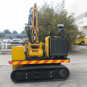 Mini-rampe à piquets en promotion avec fonction de forage par tarière pour fondations à piquets vissés Hengxing HXR3 - Product Image 2