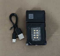 Gantungan kunci Senter EDC berputar 180 °, lampu kerja Output USB Mini multifungsi dengan badan lampu ABS COB dan bola lampu LED