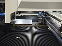 Machine de perforation de tôles et panneaux métalliques Rexroth / tourelle servo CNC avec fonction de découpe et de marquage laser