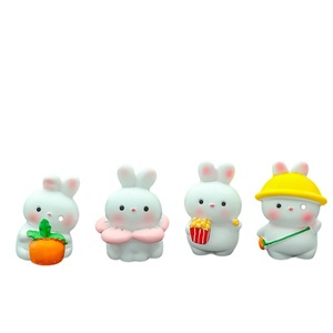 ของตกแต่งรถยนต์รูปกระต่ายการ์ตูน Ruijie ทำจากเรซิ่น สำหรับตกแต่งภายในคอนโซลกลาง - Product Image 5