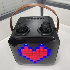 SP-100 Mini haut-parleur karaoké sans fil portable, cadeau <span class=keywords><strong>d</strong></span>'<span class=keywords><strong>anniversaire</strong></span>, avec deux microphones pour enfants, pour la maison, les fêtes en plein air - Product Image 1