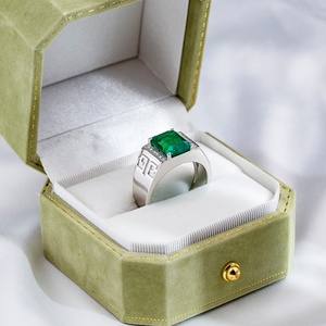 แหวนเพชรเพาะเลี้ยงในห้องปฏิบัติการทรงมรกต 6 กะรัต เงินแท้ 925 รุ่น MSR-1849 - Product Image 4