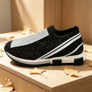 Zapatos Casuales Versátiles para Hombre y Mujer, de Alta Calidad, Diseño Elegante y Lujoso, Transpirables, Deportivos, para Uso Diario y al Aire Libre - Product Image 1