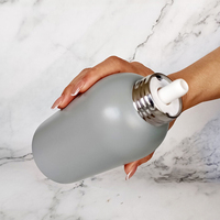 Bouteille d'eau isotherme personnalisée en acier inoxydable, grande et fine, 750 ml, pour filles, avec revêtement en caoutchouc et logo personnalisé, pour boissons chaudes et froides