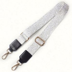 Correa de Hombro para Bolsos Cruzados y de Mano, Hebilla Ajustable, Poliéster Ancho, Diseño Personalizable - Product Image 4