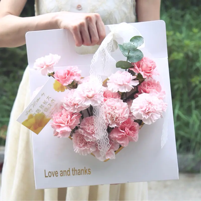थोक हाथ पकड़ा फूल गुलदस्ता उपहार बैग वैलेंटाइन माँ दिन दिल के आकार गुलदस्ता गुलाब वाहक बॉक्स धारक के लिए गुलदस्ता फूल